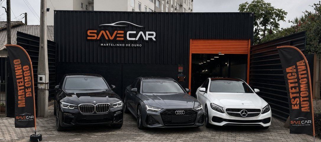Fachada Save Car Martelinho de Ouro com carros na frente